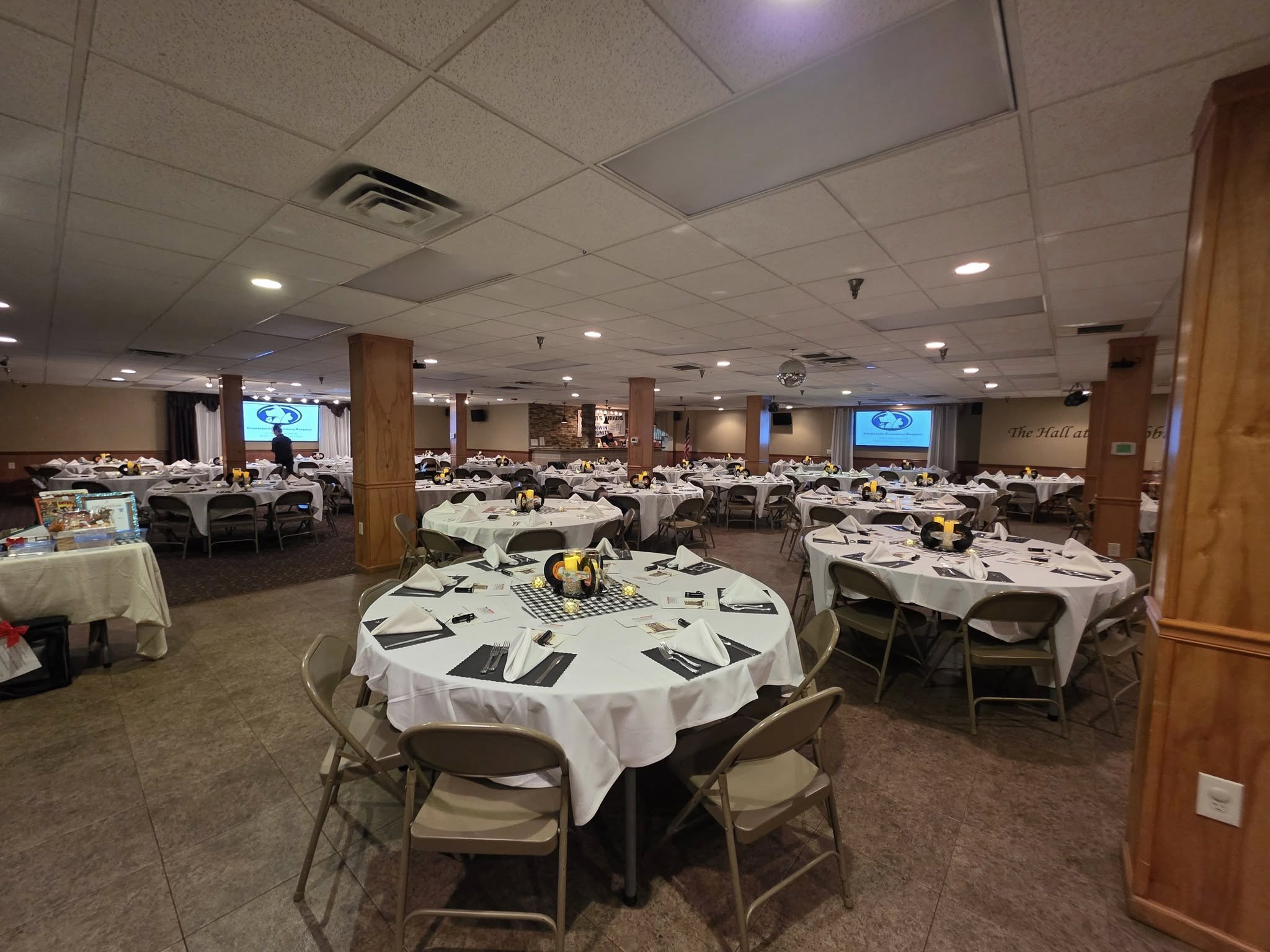 Tom's Turkey Gobble Gala Kenny Ross Cares