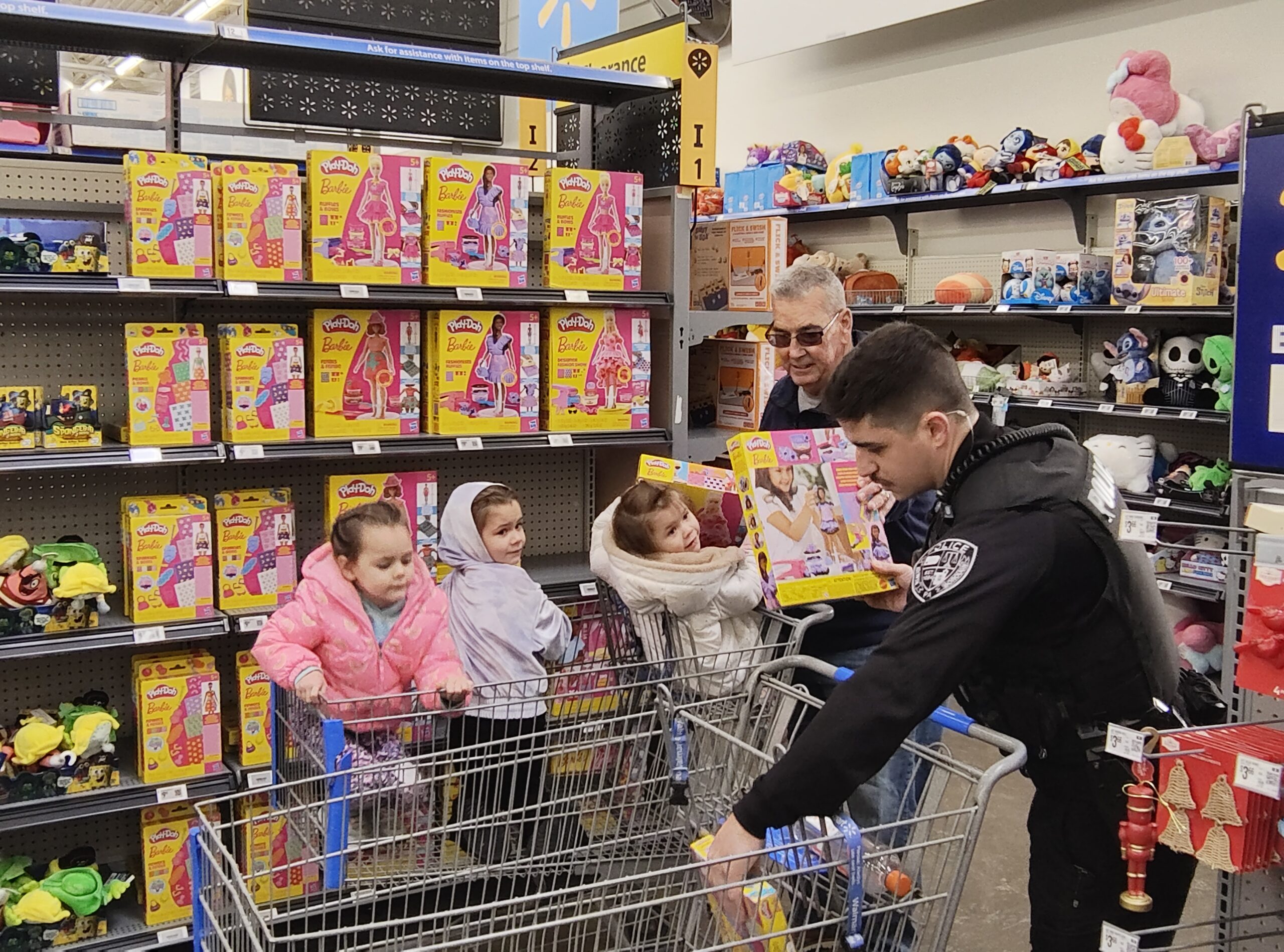 Kenny Ross Cares Shop with a Cop